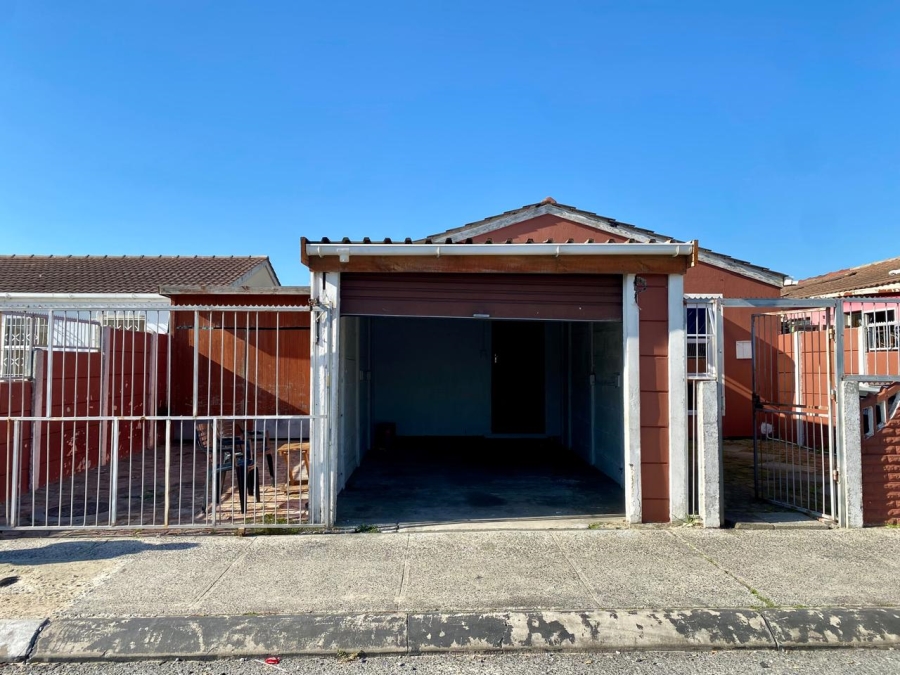 2 Bedroom Property for Sale in Portlands Western Cape